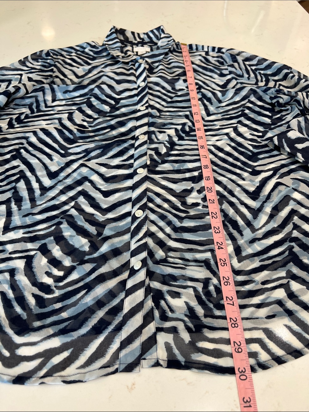 Chico’s Zebra Print Sheer Button-Front Blouse 3/3X - Picture 7 of 8
